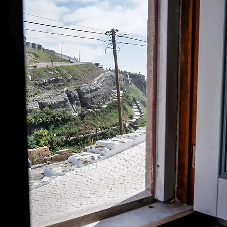 Rustic House On The - Azenhas Do Mar Appartement *